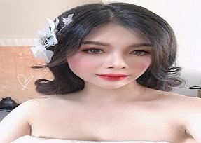 Bà chủ Spa ló vú cùng khách hàng nam đồng tính trong clip 18+