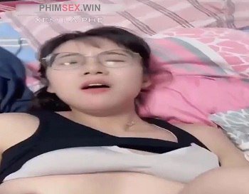 Gái dâm sành điệu muốn thả ga cùng sex