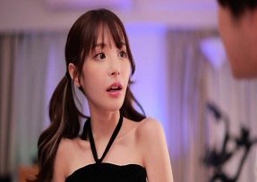 Kana Momonogi ham muốn tình dục